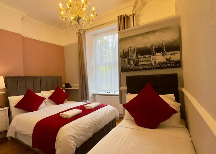 Classic Hyde Park Hotel