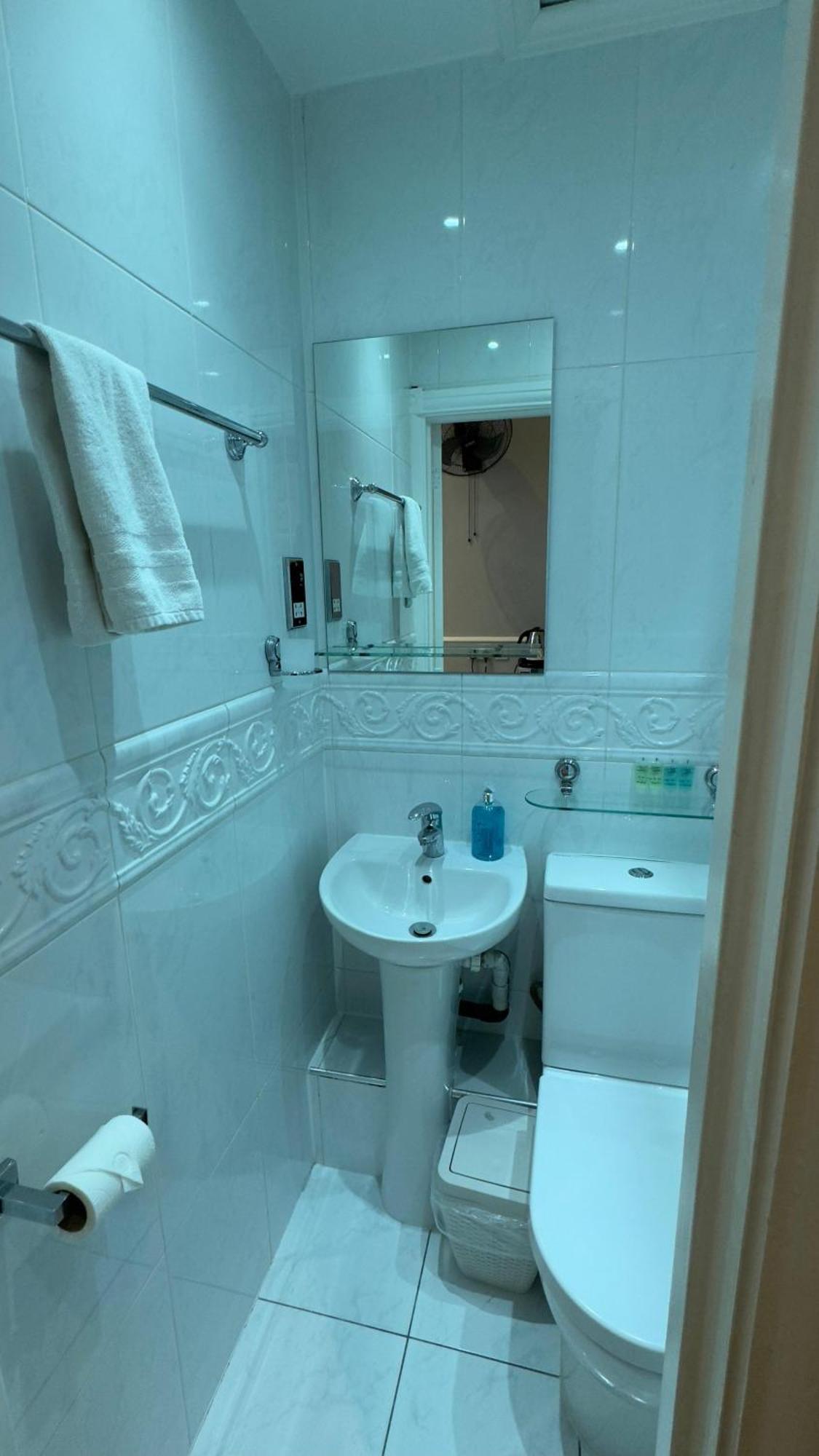 Hotel Classic Hyde Park 2*