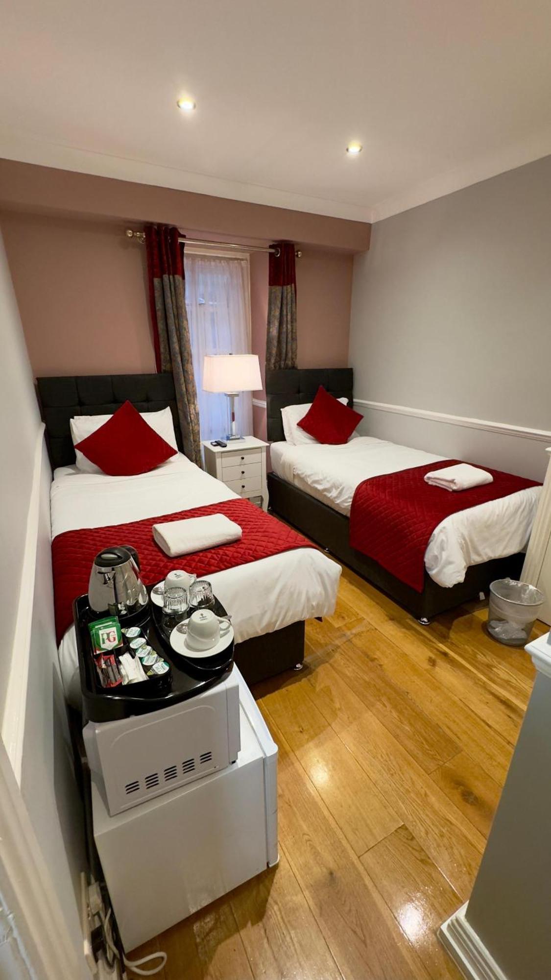 Classic Hyde Park Hotel